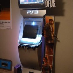 Last of Us Playstation 3 store kiosk!! Fully functional! Original TV