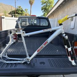 1997 GT LTS Full Suspension Mountain Bike