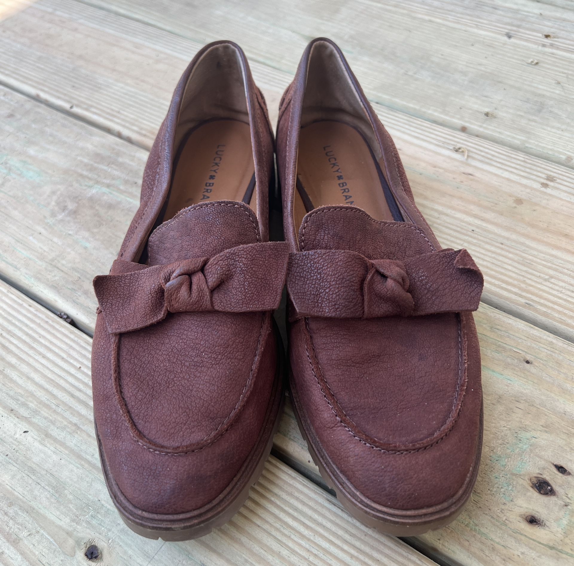 Lucky Brand Tamio Andora Loafers 9.5 Burgundy Red Flat Knot Bow Lug Sole Slip On