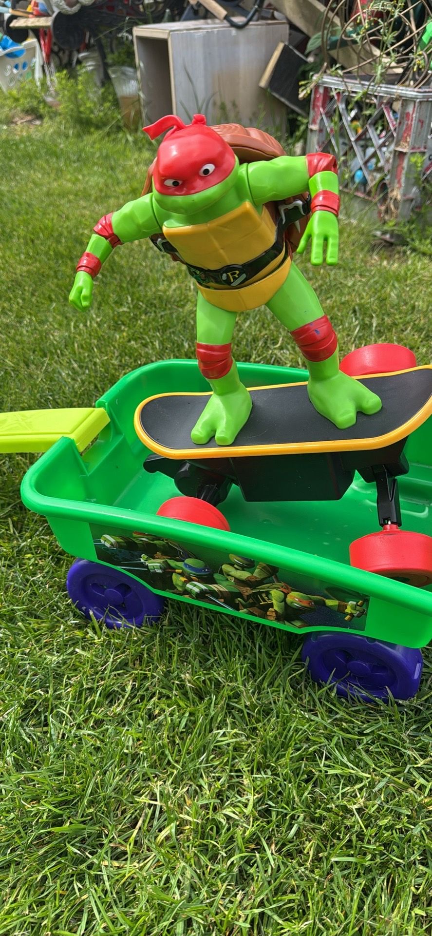 Ninja scooter and pulling wagon like new