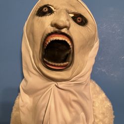 Screaming Nun Mask