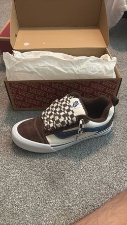 Vans Knu Skool