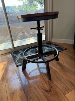 Adjustable stools