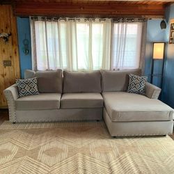 2pc American Made Sectional