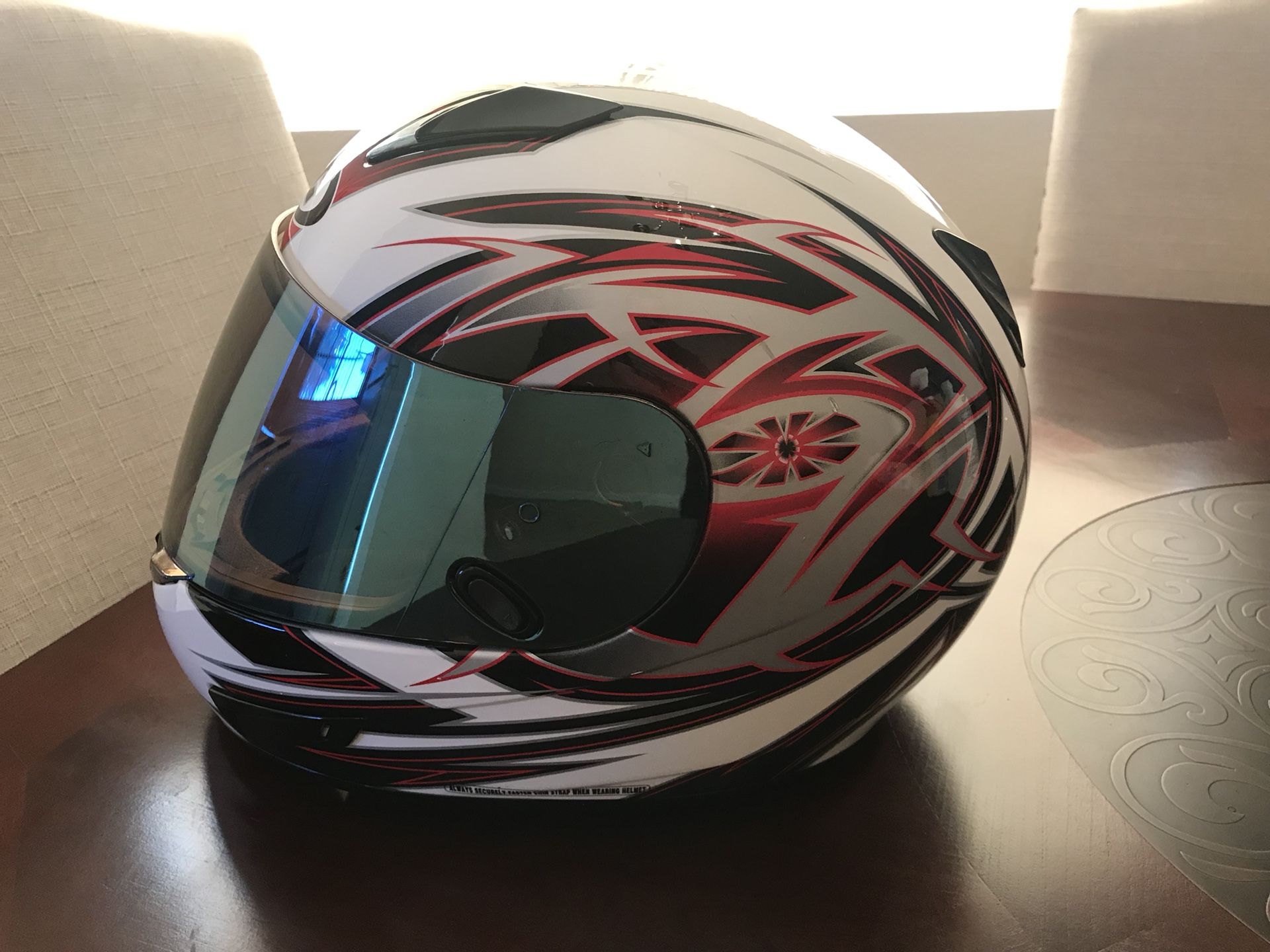 HJC CL 15 Cyclone Size M With Tinted Visor in MINT (Like NEW) Condition