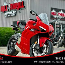 2023 Ducati Panigale V4 