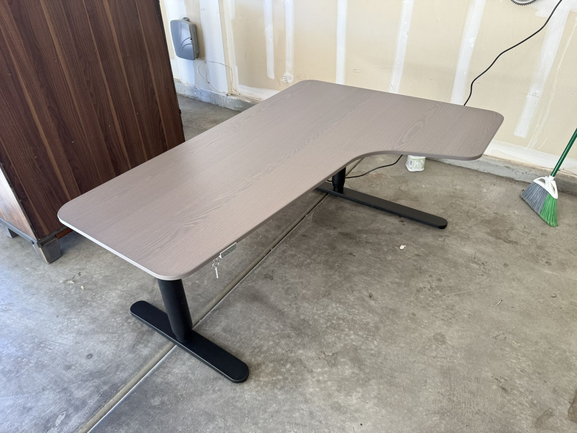 Adjustable Desk
