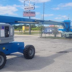 GENIE S-45 TELESCOPIC BOOM LIFT