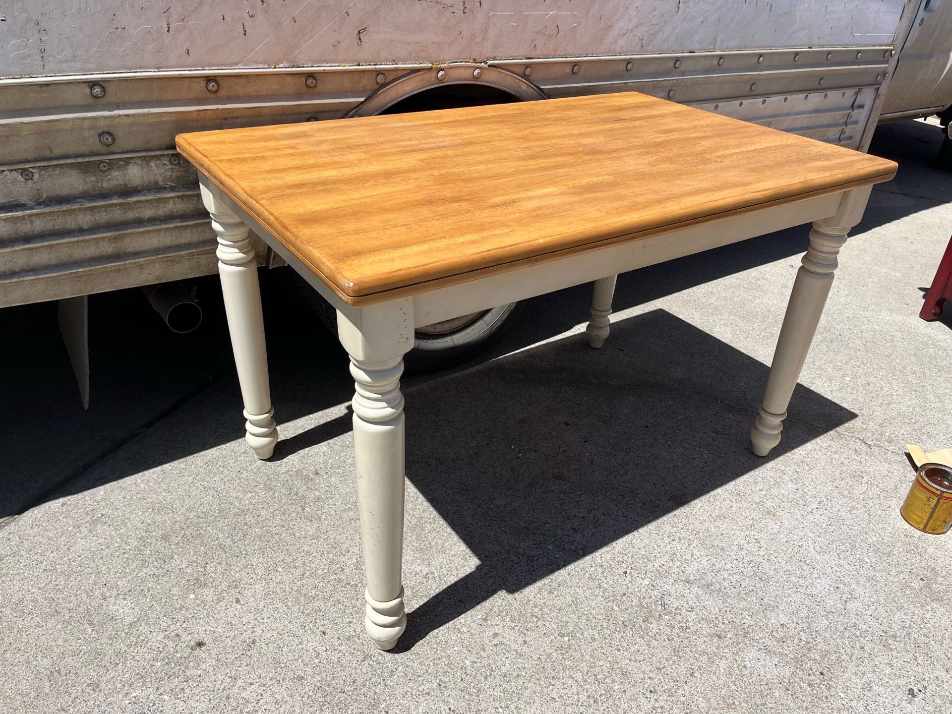 farmhouse-style kitchen or dining table