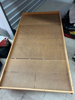 Bed frame single