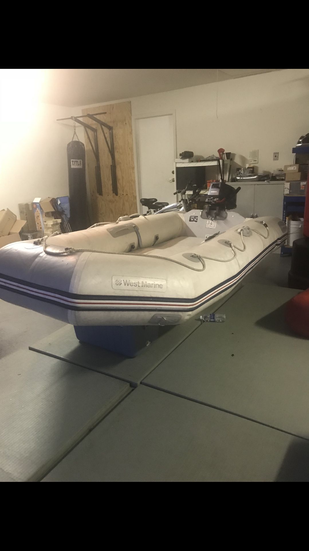 Inflatable boat