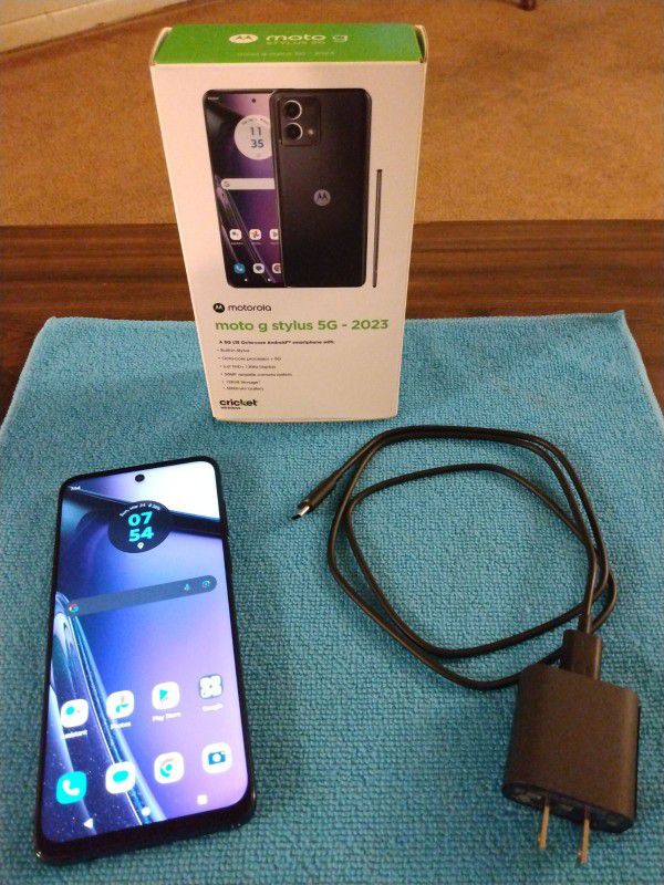 Cricket Wireless 128 Gb Motorola Moto G Stylus 5G Phone With Service On It 