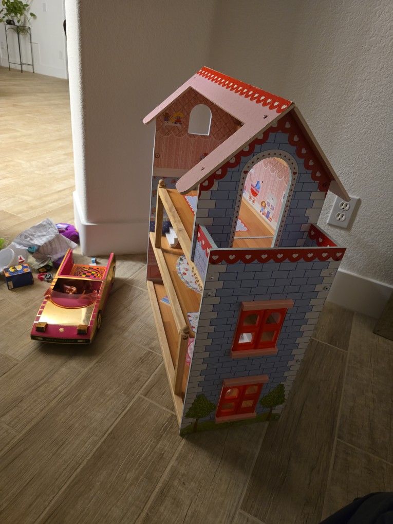 Doll House