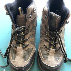 Hiking Boots Size 4