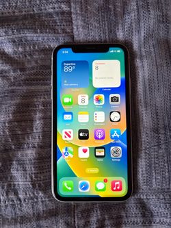 iPhone XR unlocked GREAT CONDITION!