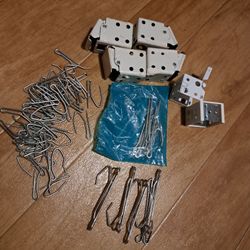 Cutain Hooks Mini- Blind Brackets