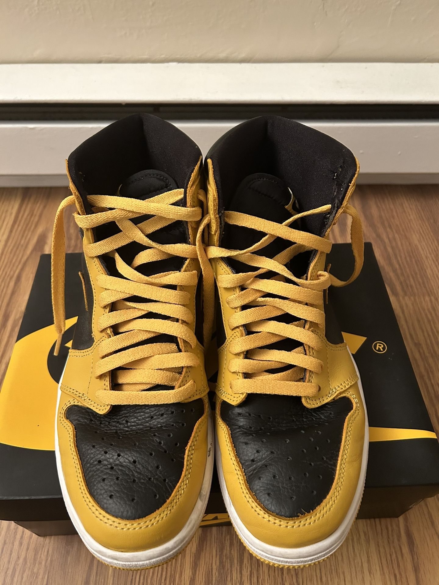 Nike Size 9.5