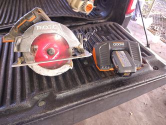 Saw Ridgid De 7 1/4 Pila. Charger 