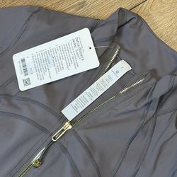 Lululemon full set size 4