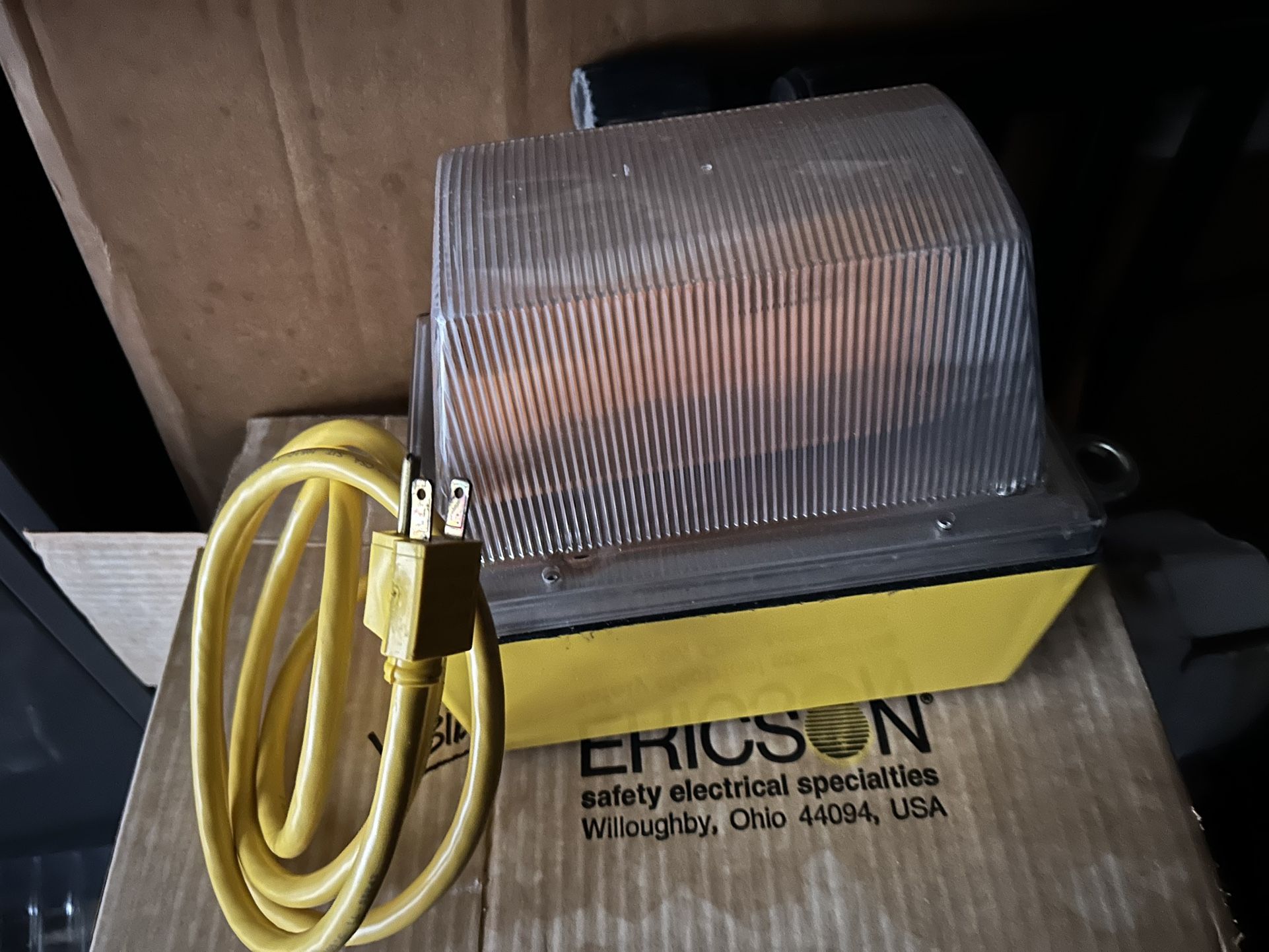 Erickson Portable Light