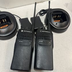 Lot Of 2 Motorola HT750 UHF 4W 4CH Two Way Radios  