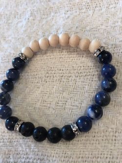 Women’s lapis, sandalwood, and lava stone bracelet