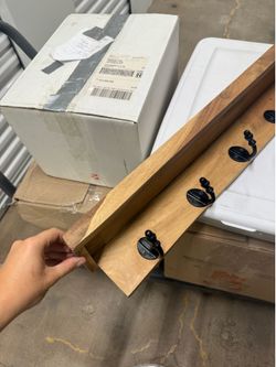 Durable Entry Way Solid Wood coat purse Key Shelf with Hooks