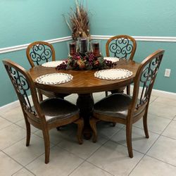 Dining Set