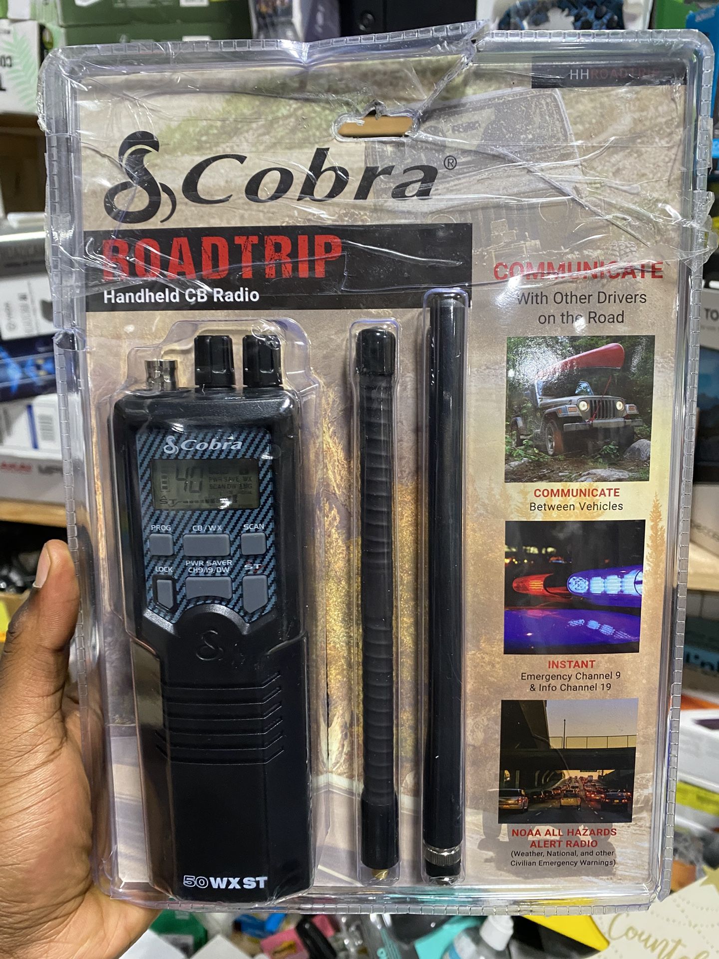 Cobra HHRT50 Road Trip Cb Radio,2-Way Handheld Cb Radio with Rooftop Magnet Mount Antenna, NOAA Channels, Dual Watch, 40 Channel, Black