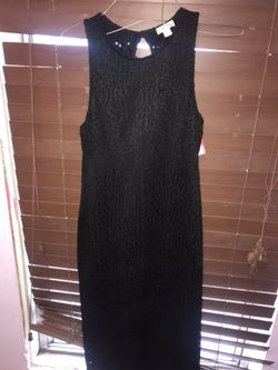 Black bodycon dress