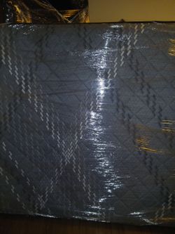 Queen mattress  used good con`