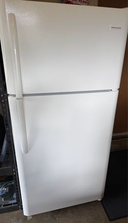 Frigidaire Fridge