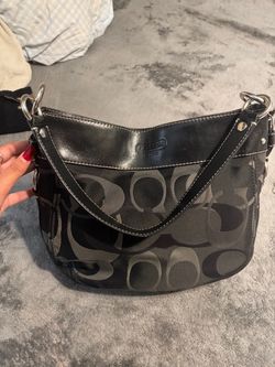 Black zoe hobo