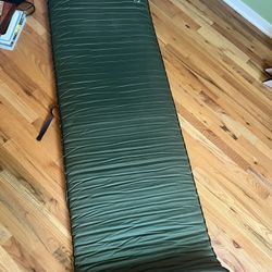 REI Camp Bed 3.5 Sleeping Pad 