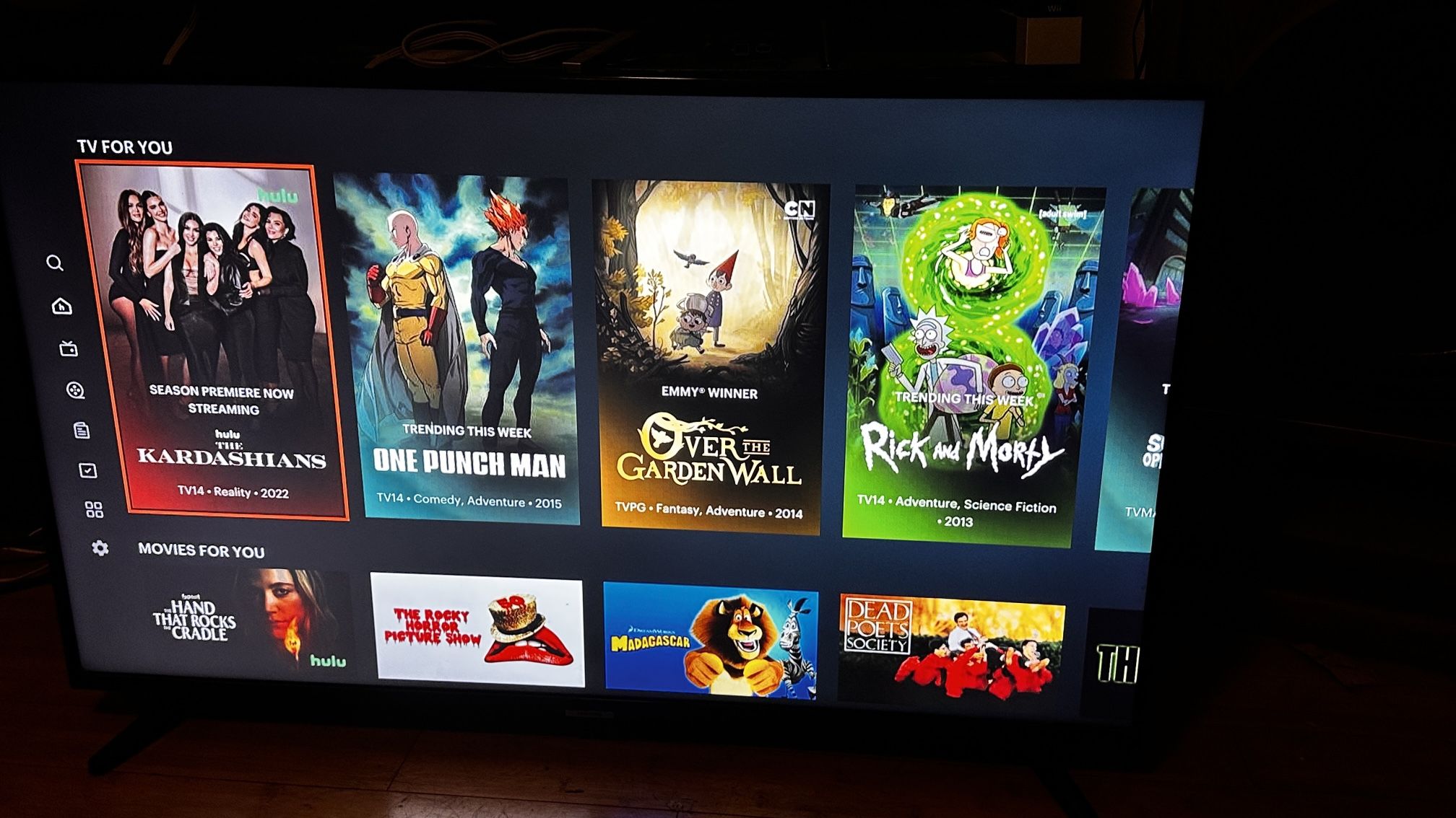 43” 4K UHD HDR Smart TV