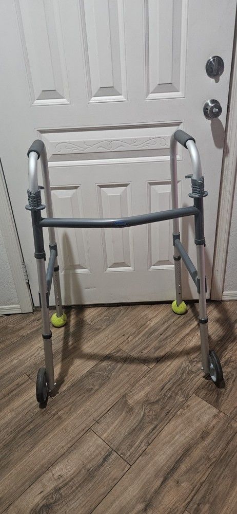 Walker Like New. Rarely Used.