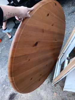 Round Table With Glass Top