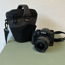 Cannon EOS Rebel XS with Zoom Lens 18-55mm