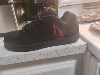 VOLCOM  COMPOSITE TOE SAFETY/SKATE SHOES SIZE ( 11 )