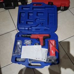Power fastener gun 