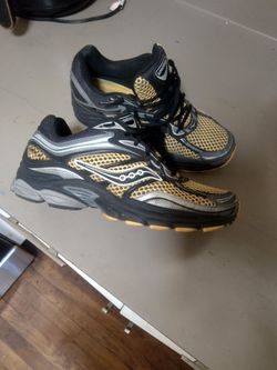 Sacony size 9.5