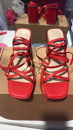 Women’s 7 1/2 lace up calf heels