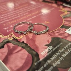 Moissanite Curved Promise Rings