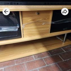 Tv stand for 55in
