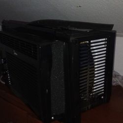 Window AC Unit