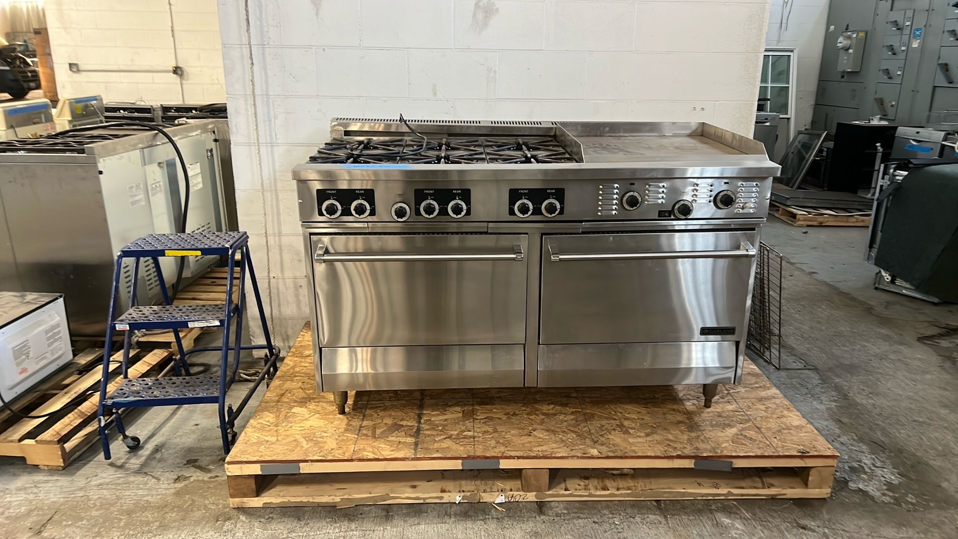 60” Gas Range