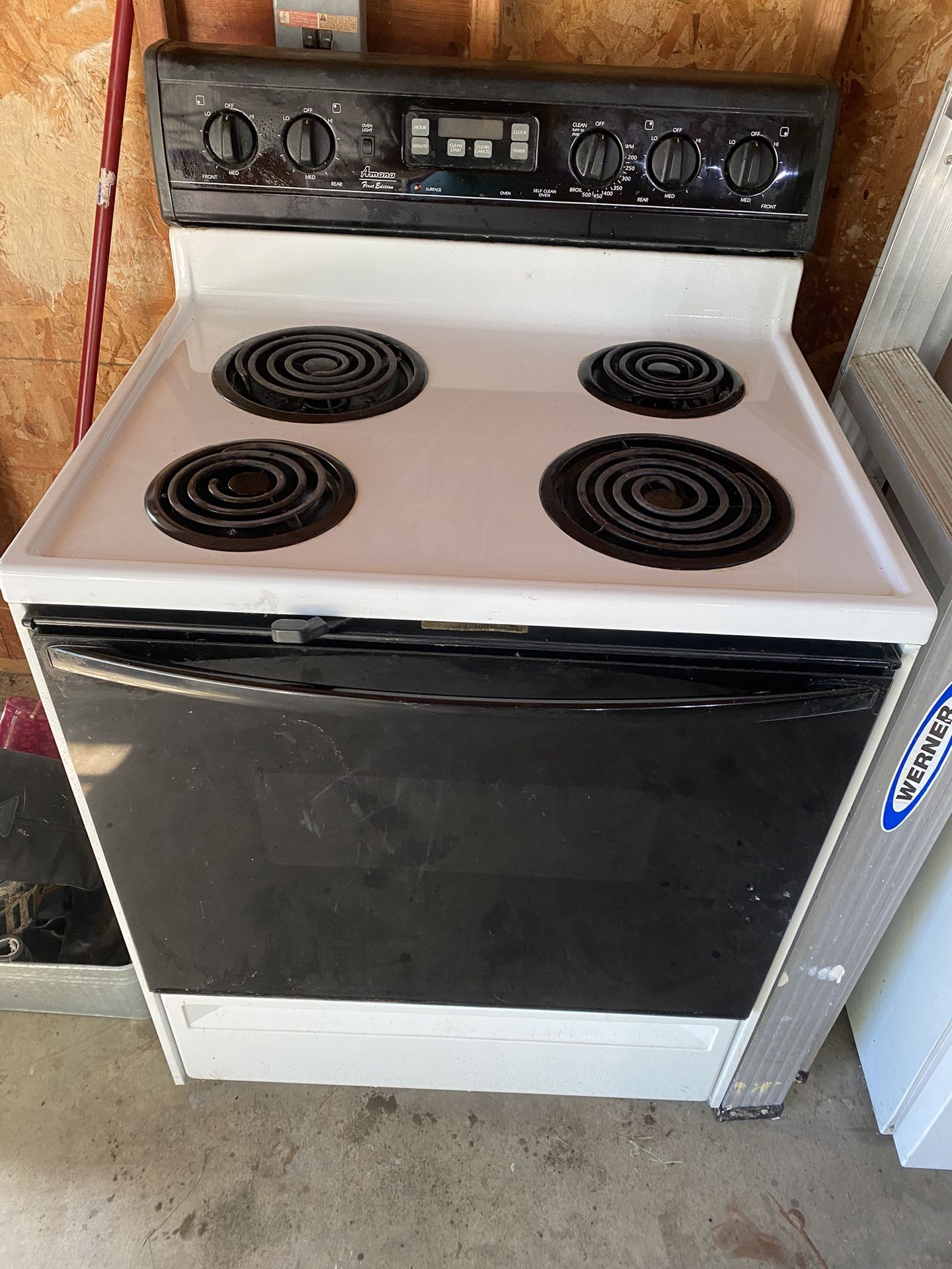 Amana Oven