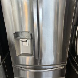 REFRIGERATOR LG 4 DOORS 