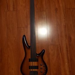 Ibanez SRF705 5-String Fretless Bass