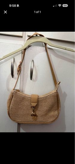 Beige purse
